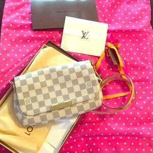 💼 Authentic Louis Vuitton Favorite PM